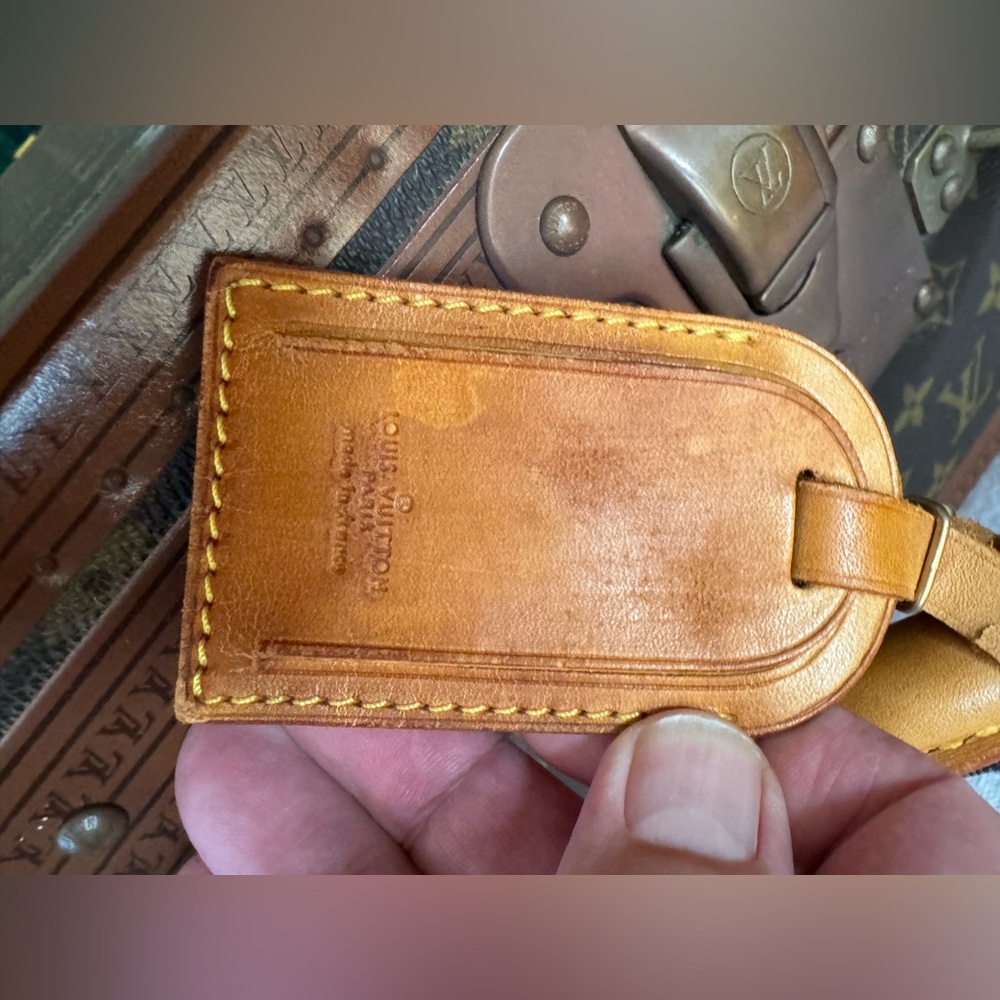 Louis Vuitton Brown and Tan Monogram Luggage - Picture 4 of 16